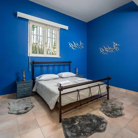 Diamanti Prime Location Rhodes City