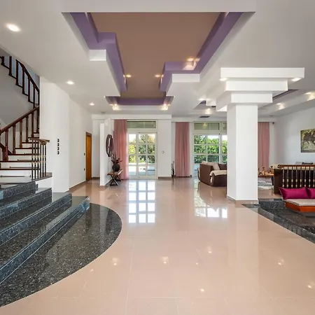 Diamanti Prime Location *