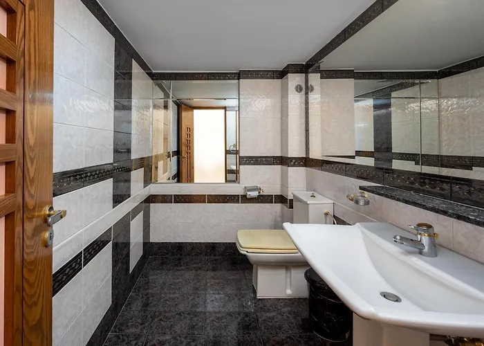 Diamanti Prime Location Villa *